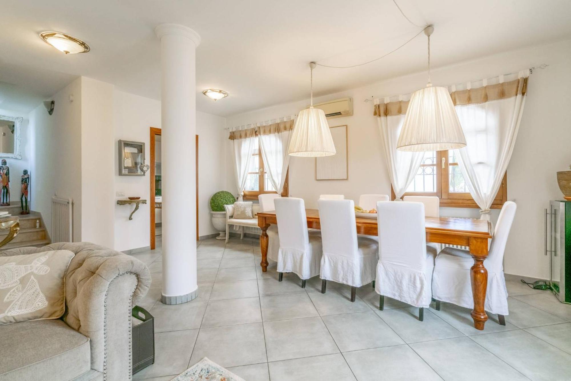 Villa Lorenzo Querceta Εξωτερικό φωτογραφία