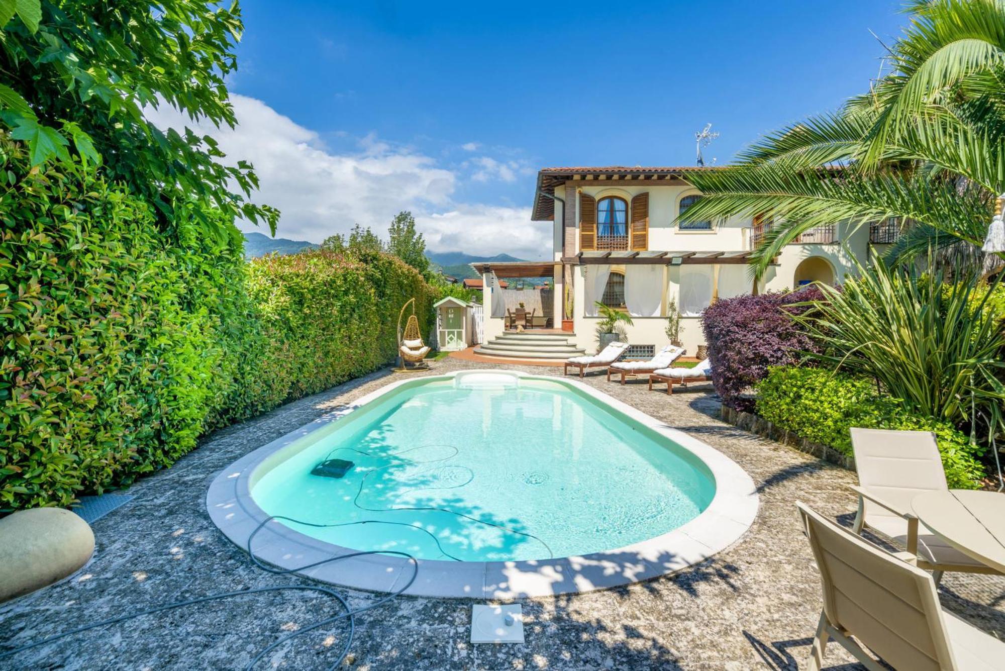 Villa Lorenzo Querceta Εξωτερικό φωτογραφία